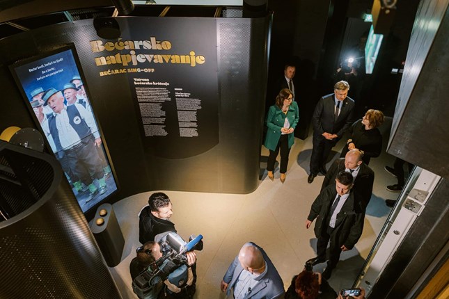 Otvoren prvi Muzej bećarca u svijetu: Vrijedan projekt čuvanja baštine za naraštaje koji tek dolaze - „Evo muzej usred Pleternice, ponos grada, a i okolice“ - Slika 3